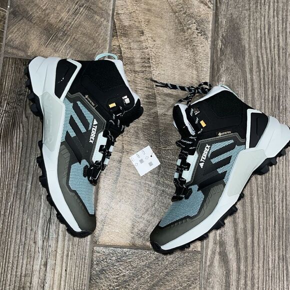 Nwt Adidas Terrex Swift R3 MID unisex hiking shoes - Picture 2 of 6